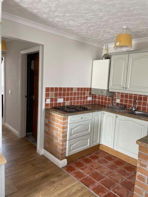 The Cwtch - A Self Contained One Bedroom Annex Pwllheli Extérieur photo